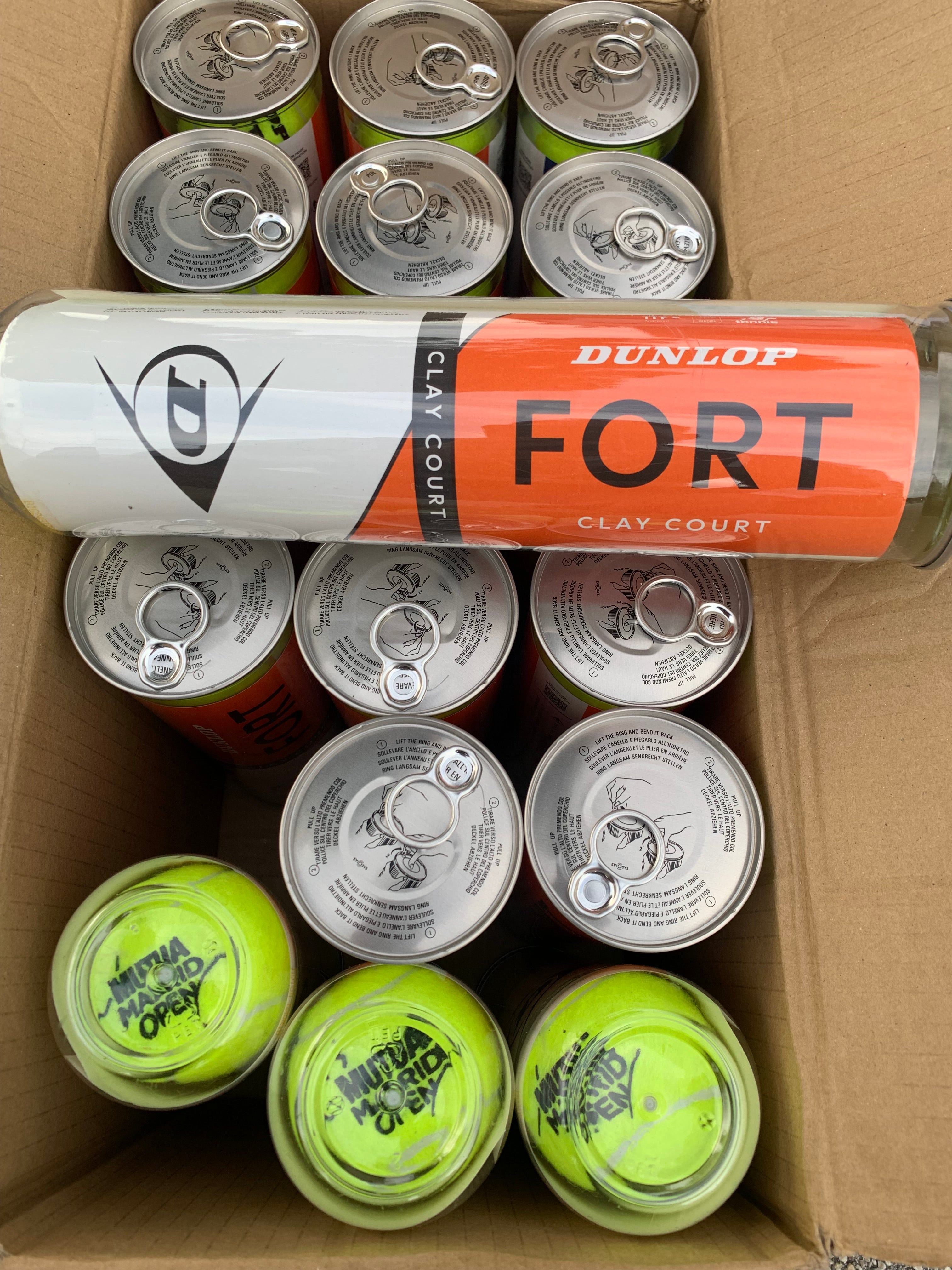 Mutua Madrid Open DUNLOP + OFICJALNE LOGO TURNIEJOWE - 1 puszka (4 piłki)