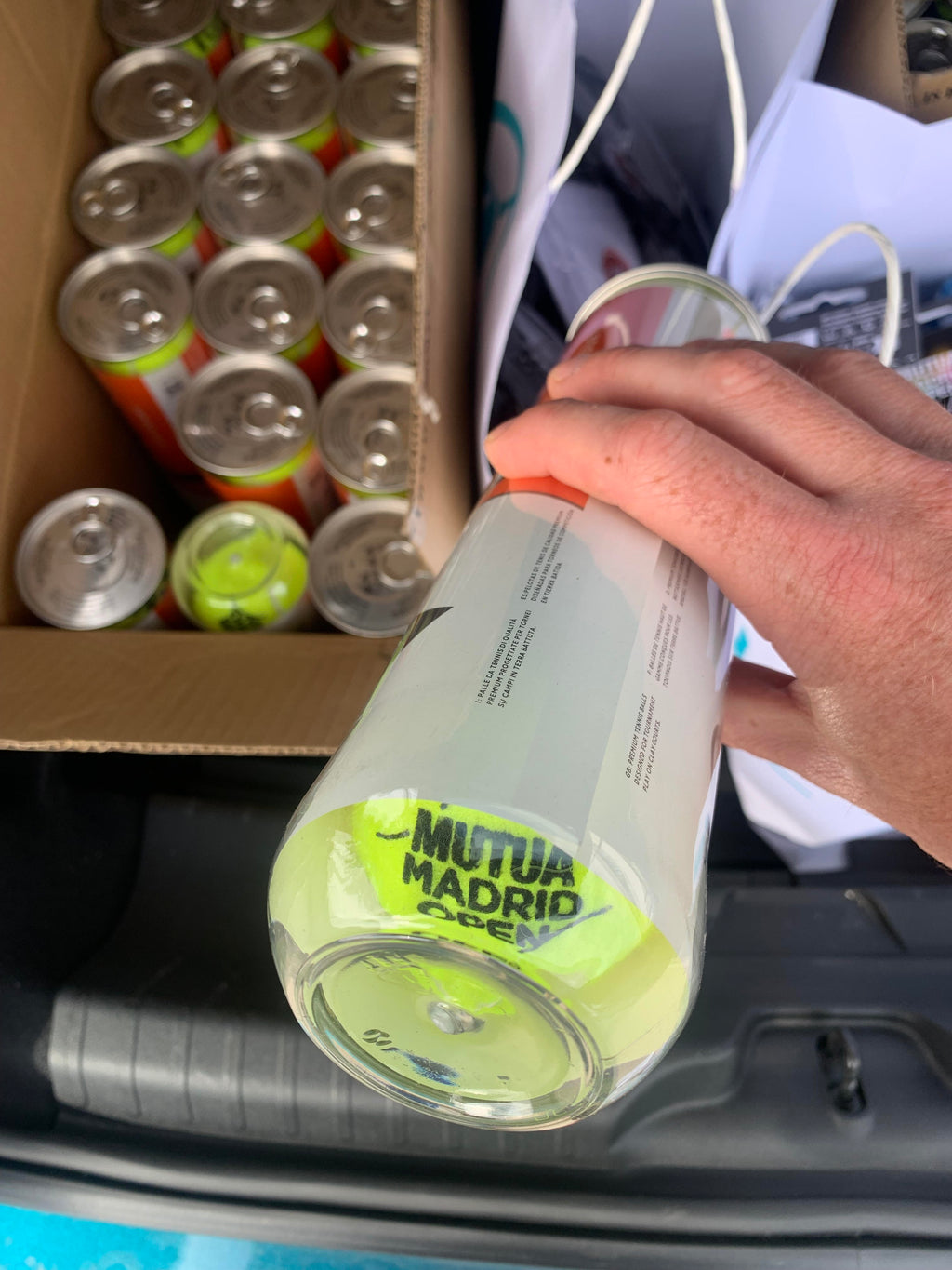 Mutua Madrid Open DUNLOP + OFICJALNE LOGO TURNIEJOWE - 1 puszka (4 piłki)